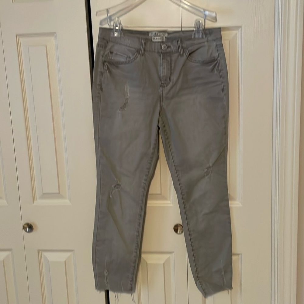 Mudd jeans, mid rise ankle, size 11, light grey